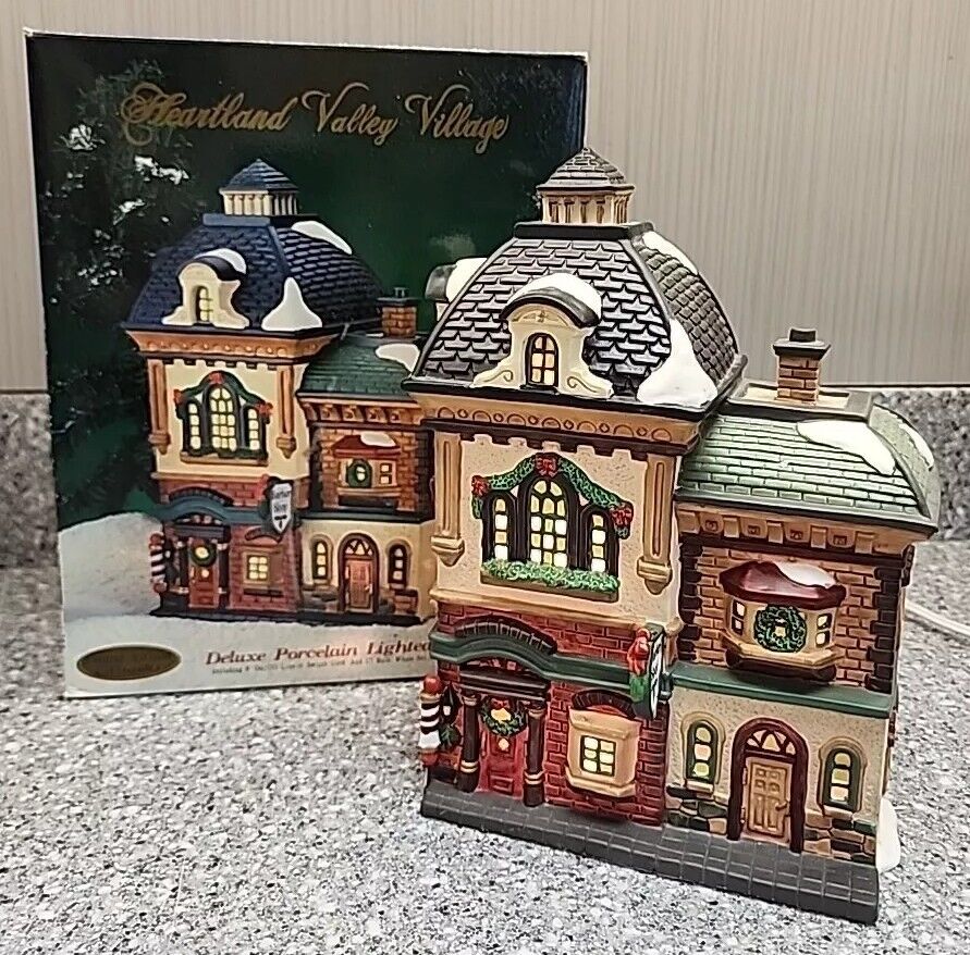 Heartland Valley Village Barber Shop Deluxe Porcelain Lighted House 1998 O'Well