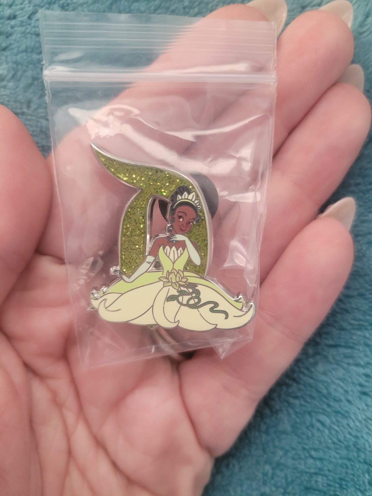 Tiana Princess and the Frog Diamond Disneyland D Pin Magical Trends FL LE 100 Tiana Princess and the Frog Diamond Disneyland D Pin Magical Trends FL LE 100