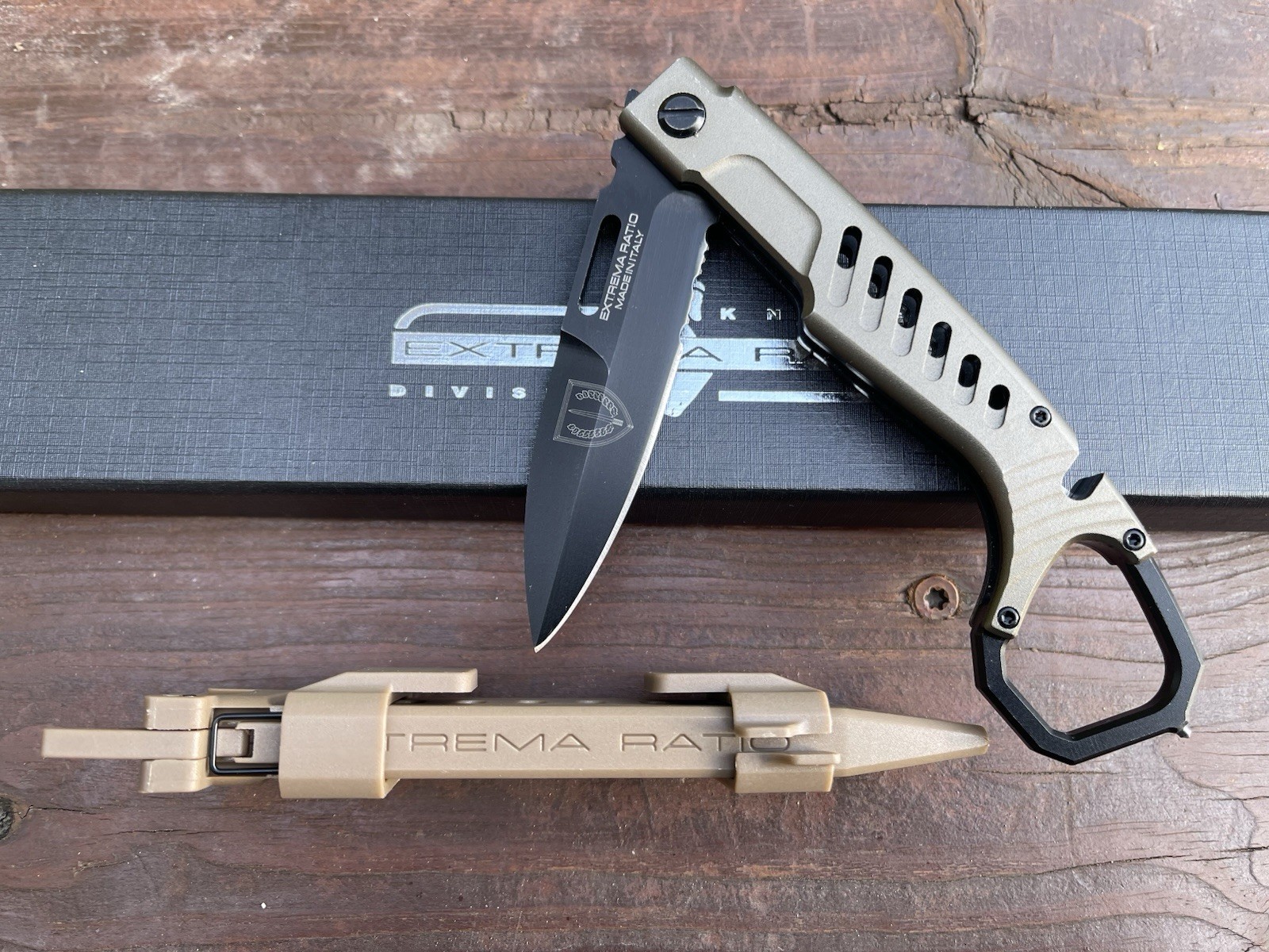 Extrema Ratio MH-Stealth Folding Knife N680 Steel Blade Aluminum Handle Extrema Ratio MH-Stealth Folding Knife N680 Steel Blade Aluminum Handle