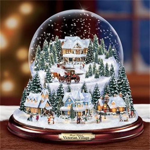 THOMAS KINKADE Victorian Village Snowglobe LIGHTED MUSICAL New THOMAS KINKADE Victorian Village Snowglobe LIGHTED MUSICAL New