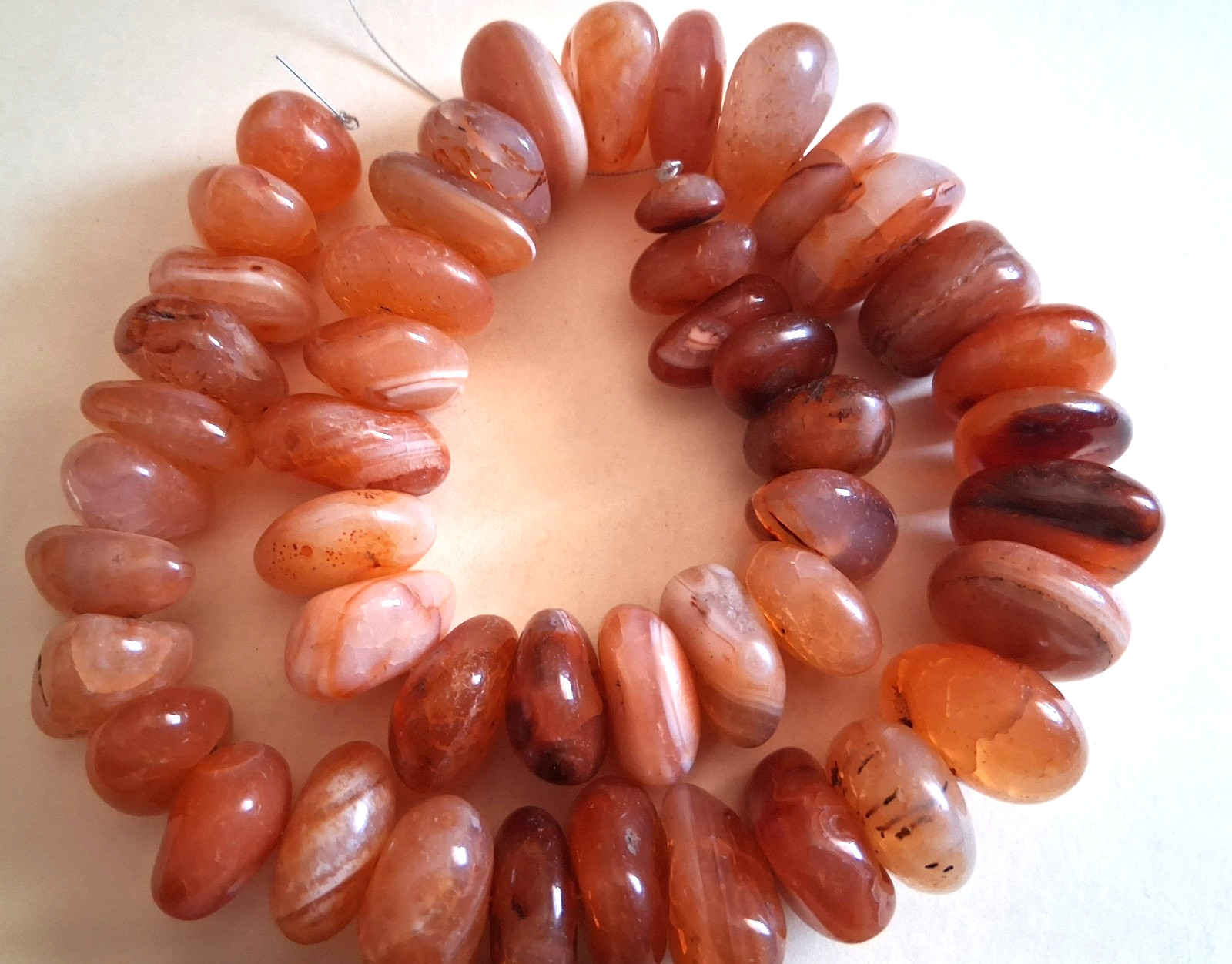 GORGEOUS Carnelian 47 Jumbo Beads 24 - 10 mm 17 Inch Strand MAKE OFFERS GORGEOUS Carnelian 47 Jumbo Beads 24 - 10 mm 17 Inch Strand MAKE OFFERS