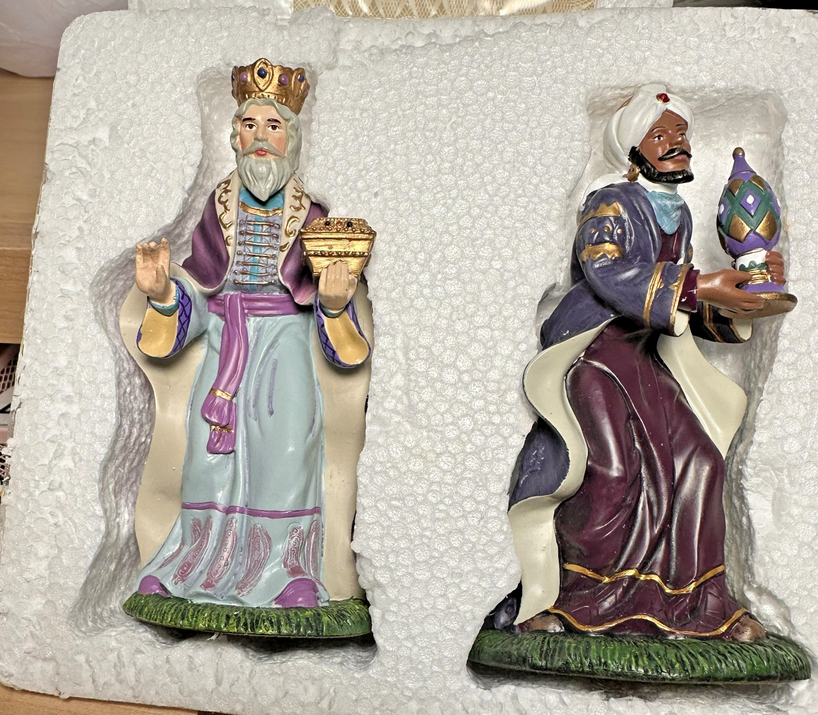 Thomas Kinkade Hawthorne Village Nativity Set King Gaspar & King Balthazar 2007