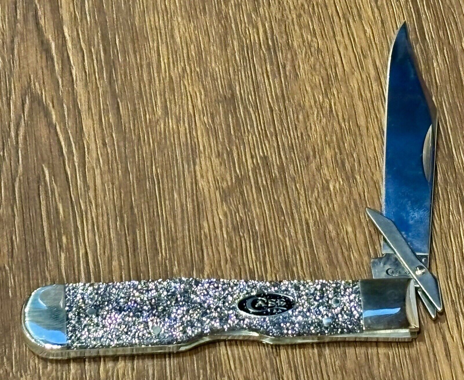 Case XX Knife Silver Stardust Cheetah Kirinite Single Lock Blade Limited Edition