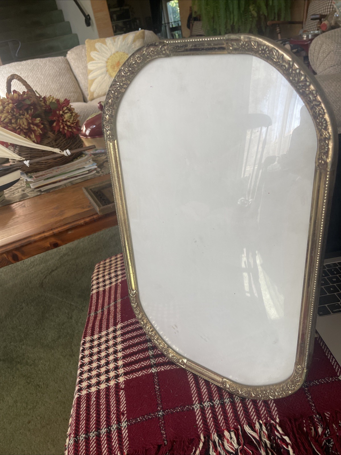 Antq Oval Metal Picture Photo Portrait 10x16 “Frame Convex Glass Domed Bubble