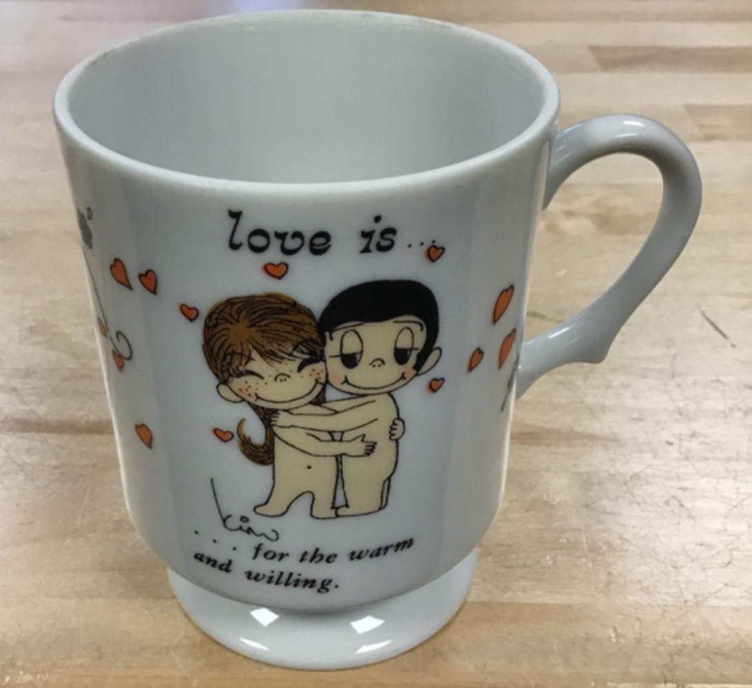 Vintage 1972 Kim Casali Love Is Warm & Willing Footed Ceramic Coffee Mug 4\ Vintage 1972 Kim Casali Love Is Warm & Willing Footed Ceramic Coffee Mug 4\