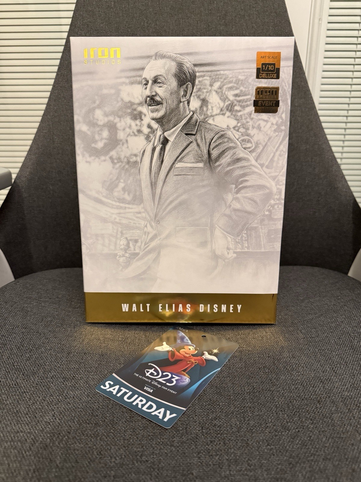 2026 D23 Iron Studios Walt Disney Deluxe 1/10 Scale Statue /500 (ON HAND)
