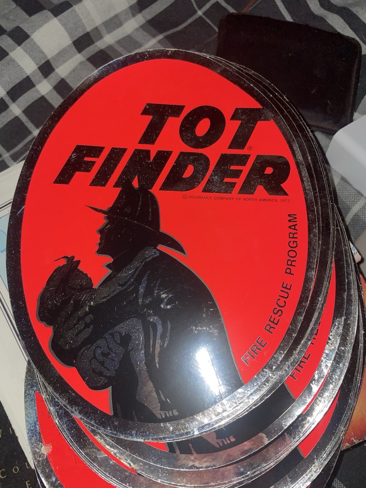 Vintage 1972 Tot Finder Fire Rescue Program Home Window Sticker Brand New NOS Vintage 1972 Tot Finder Fire Rescue Program Home Window Sticker Brand New NOS