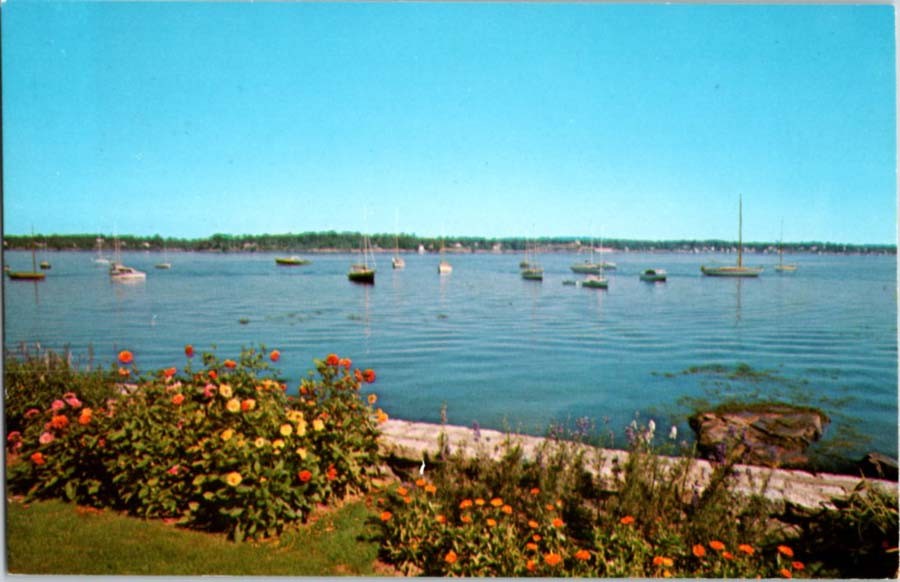 Portsmouth NH postcard PICTURESQUE HARBOR SETTING BOATS & FLOWERS 9/12 AZ8342