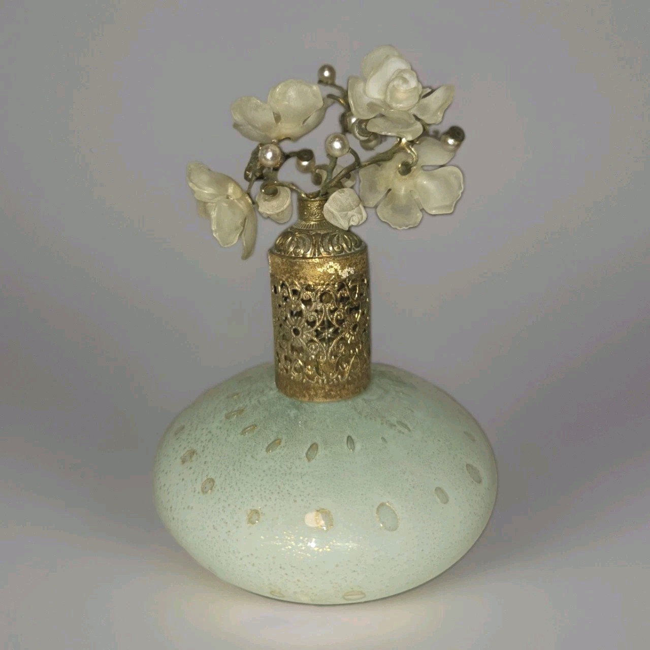 VTG Art Glass Perfume Bottle Bullicante Resin Flower Filagree Cap Unmarked As Is