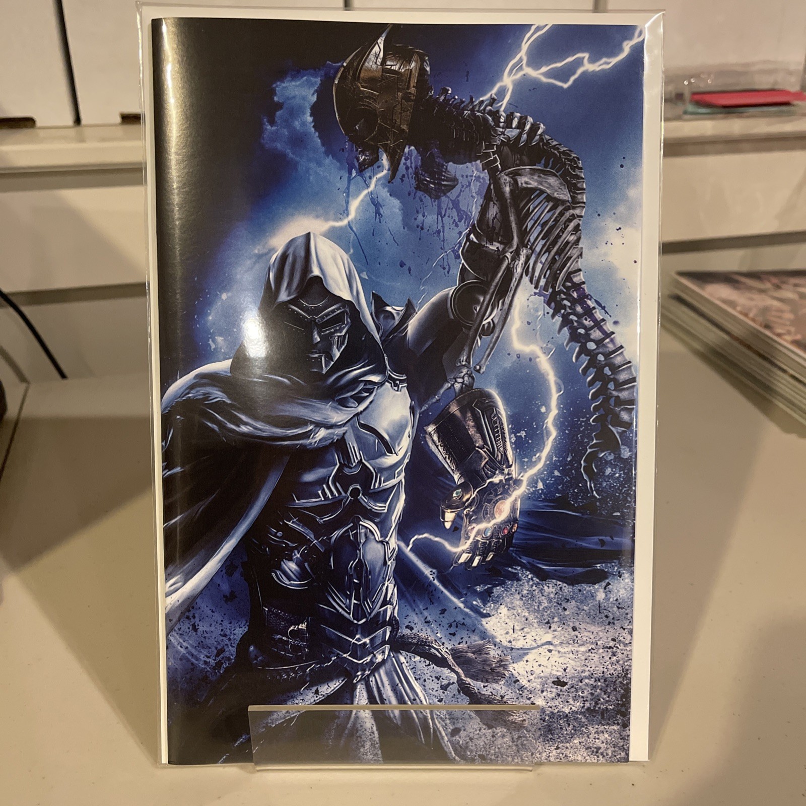 Fame: Robert Downey Jr. Doomed Titan Dr. Doom Vs. Thanos NM Ultraraw SDCC Fame: Robert Downey Jr. Doomed Titan Dr. Doom Vs. Thanos NM Ultraraw SDCC