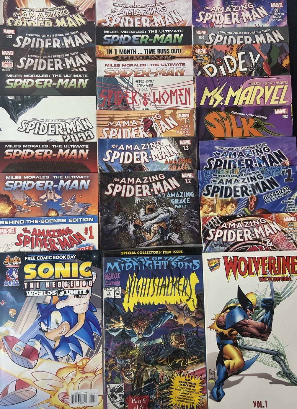 Lot of 26 Mixed Spider-Man Wolverine & Sonic Comic Books