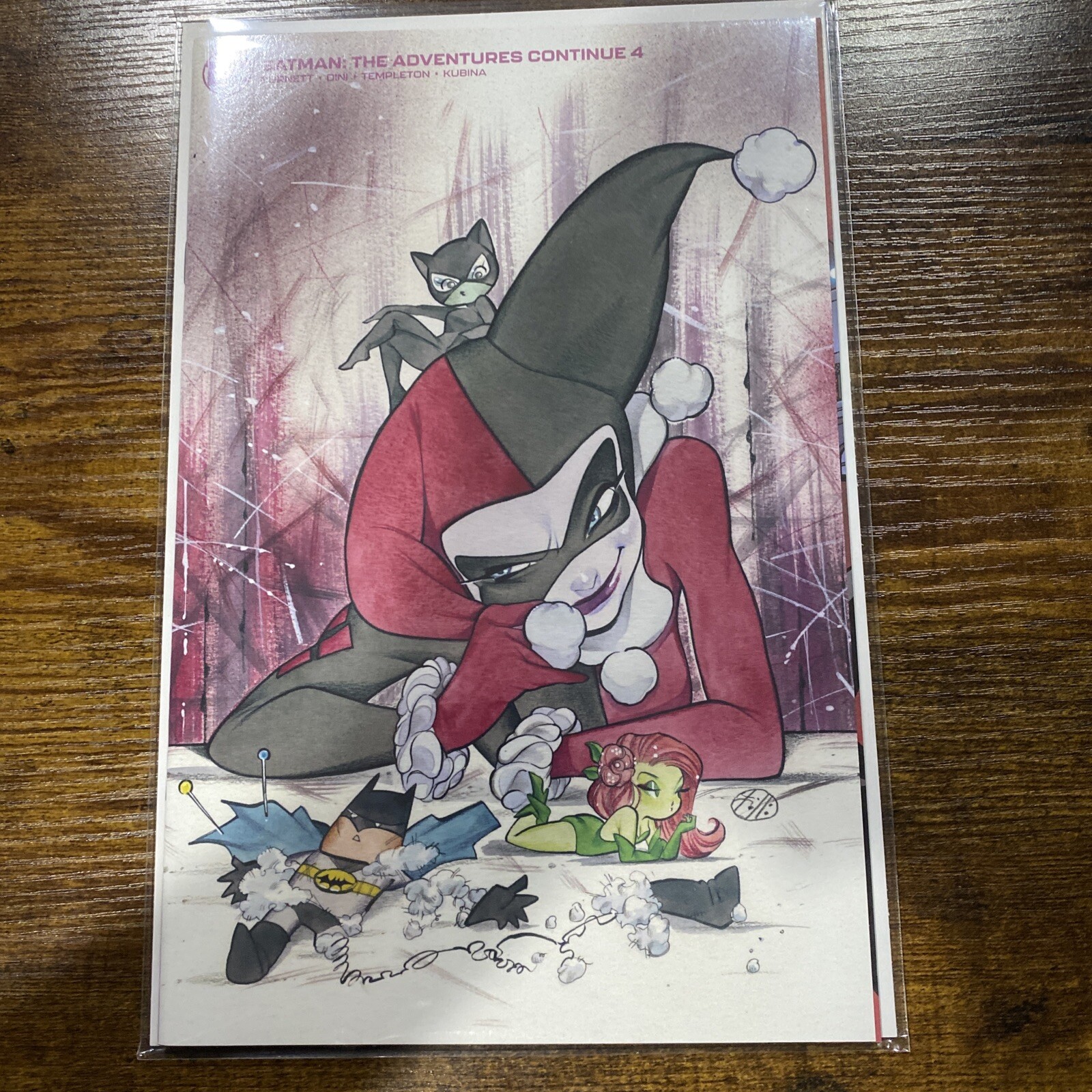 Batman Adventures Continue #4 * NM+ * Peach Momoko Minimal Trade Variant Harley Batman Adventures Continue #4 * NM+ * Peach Momoko Minimal Trade Variant Harley