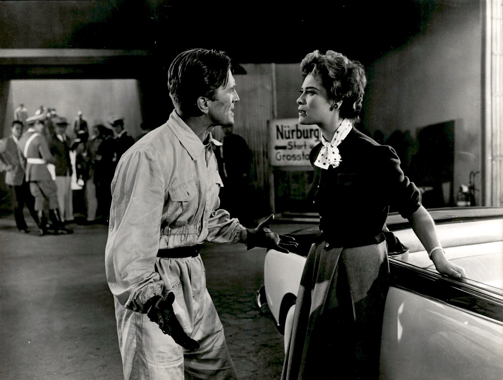 CGE35 1955 Original Photo KIRK DOUGLAS BELLA DARVI CGE35 1955 Original Photo KIRK DOUGLAS BELLA DARVI