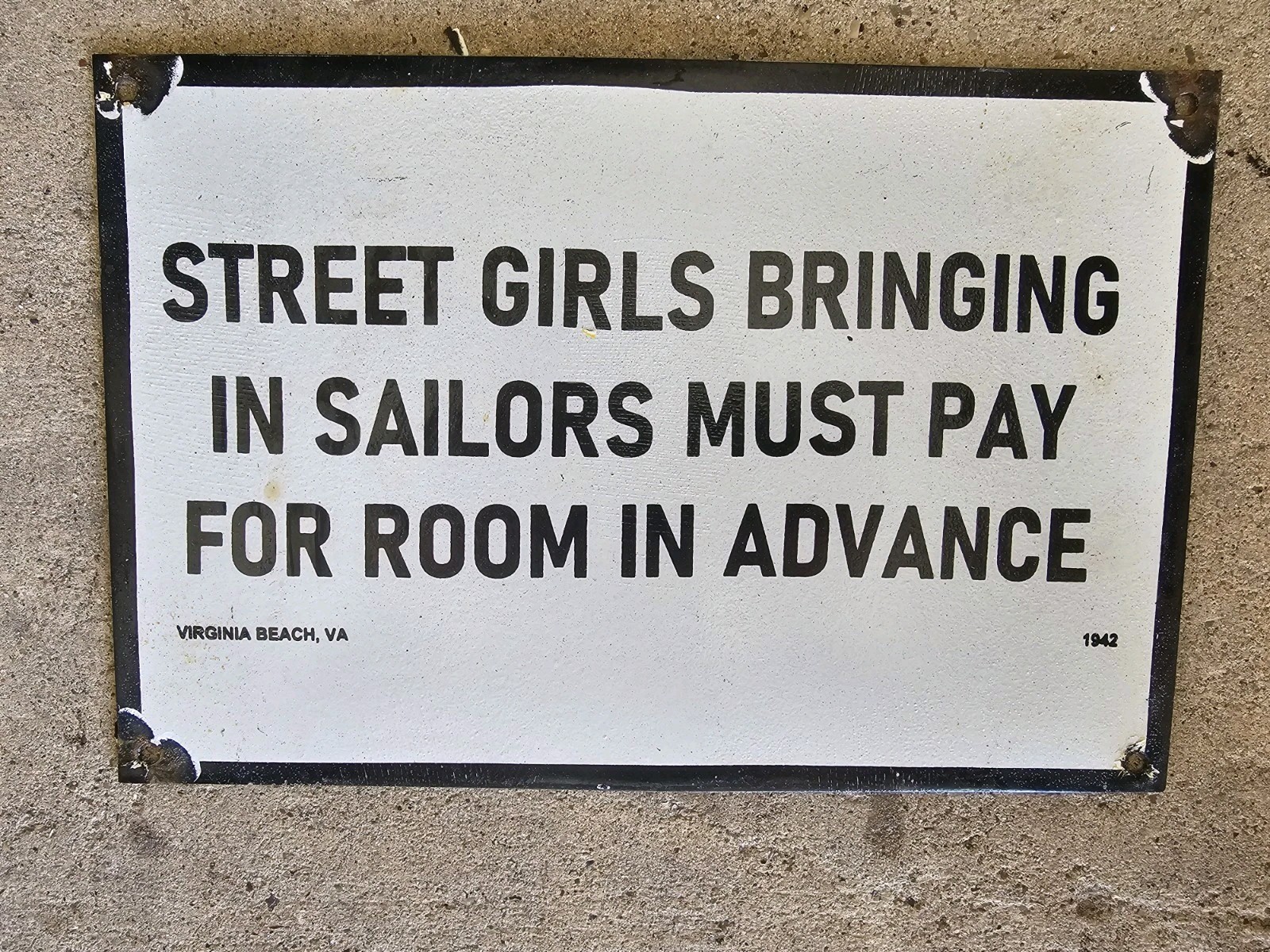 VINTAGE 1942 SAILOR PORCELAIN SIGN OLD HOTEL VIRGINIA BEACH STREET GIRLS BROTHEL VINTAGE 1942 SAILOR PORCELAIN SIGN OLD HOTEL VIRGINIA BEACH STREET GIRLS BROTHEL