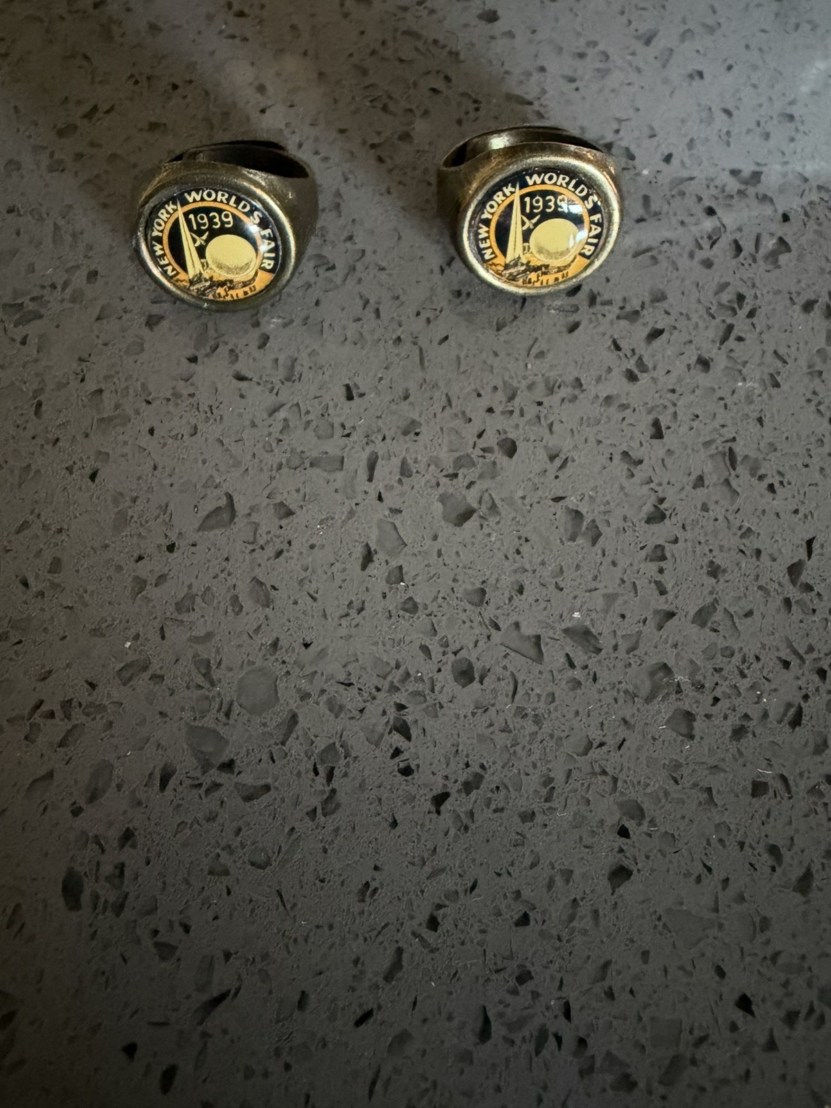 Worlds Fair New York Adjustable Ring 1939 - 2 in lot Worlds Fair New York Adjustable Ring 1939 - 2 in lot