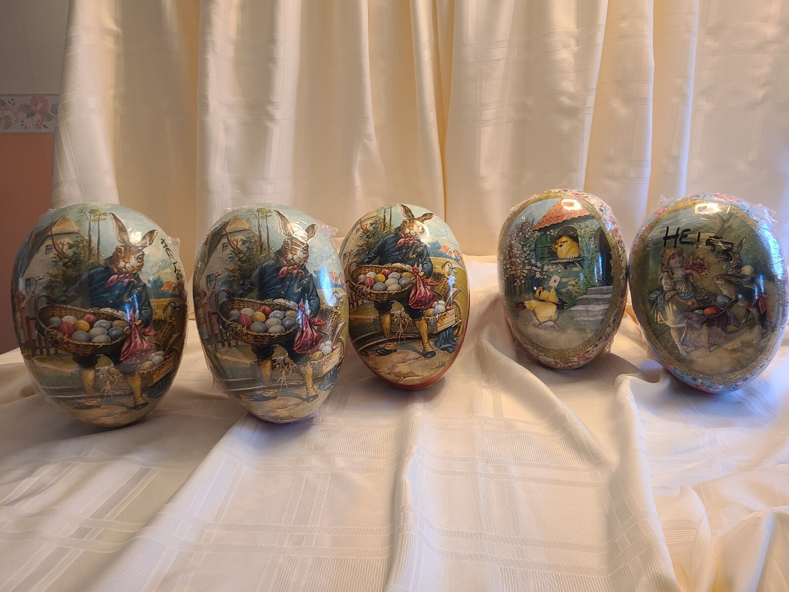 Vintage NESTLER Easter Egg Containers-Large(9.25 Vintage NESTLER Easter Egg Containers-Large(9.25