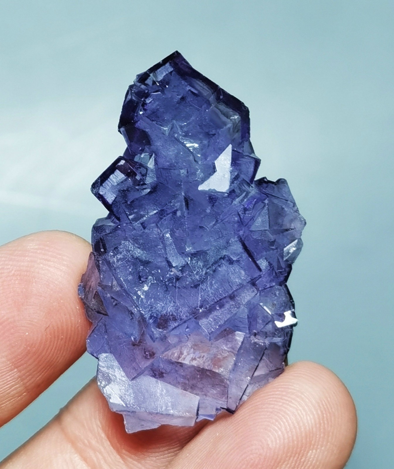 Natural Transparent Cubic Purple Fluorite Mineral Specimen/Yaogangxian China
