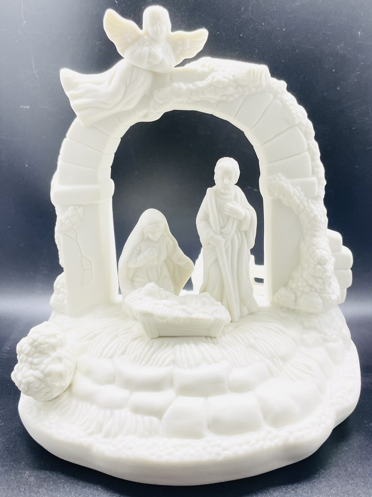 St Nicholas Square Jade Porcelain Musical “Away In The Manger” St Nicholas Square Jade Porcelain Musical “Away In The Manger”