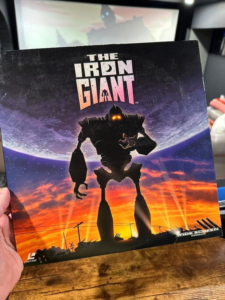 The Iron Giant LaserDisc LD Widescreen PG 1999 Late Release