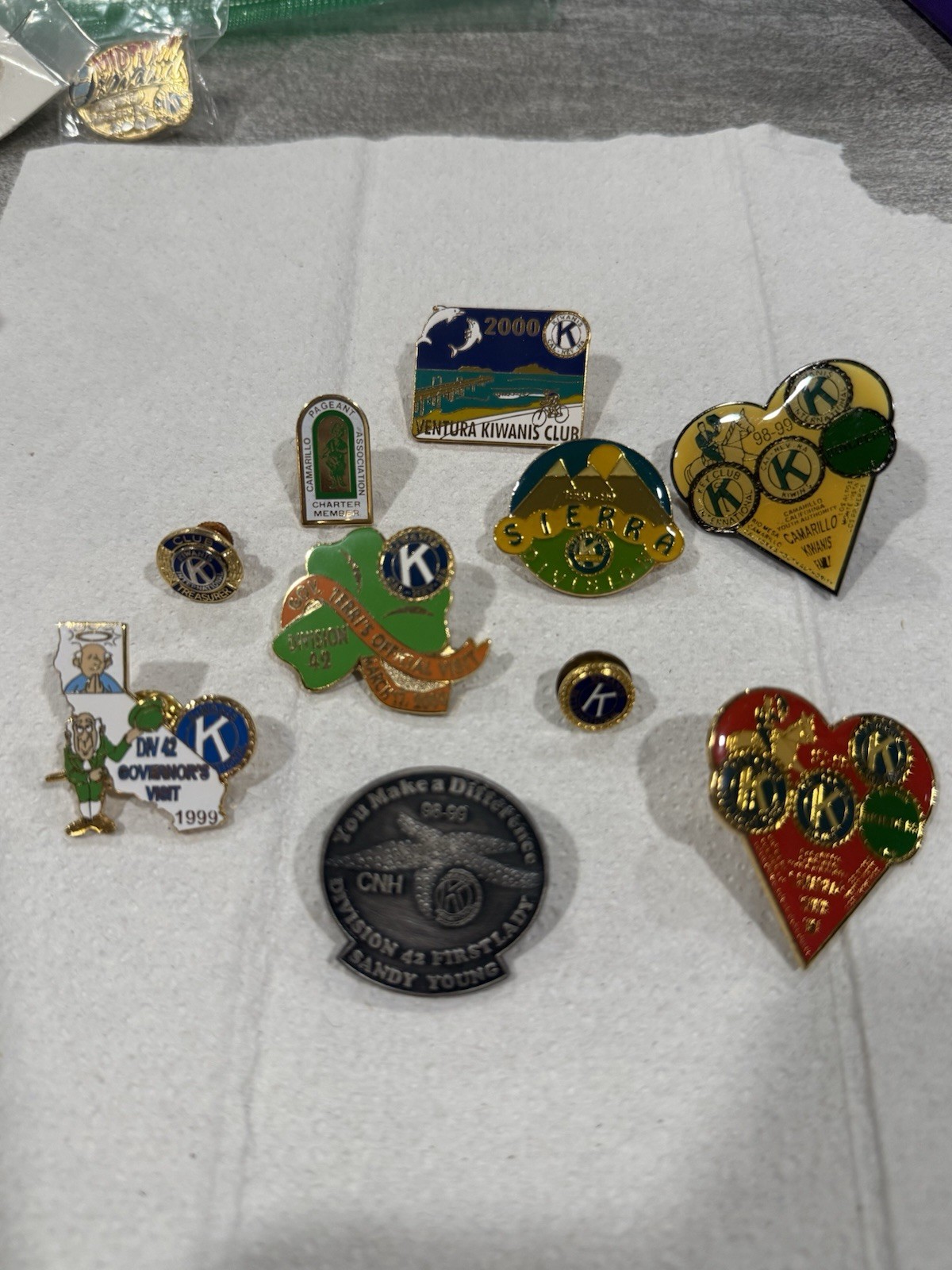 10 Vintage Kiwanis & Key Club Pins Lot Ventura Camarillo Division 42 CA 10 Vintage Kiwanis & Key Club Pins Lot Ventura Camarillo Division 42 CA