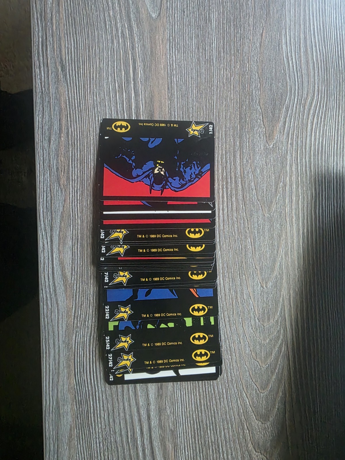 1989 DC Comics BATMAN - DANDY AUSTRALIA Set of 42 Stickers (1-42)VG + 1989 DC Comics BATMAN - DANDY AUSTRALIA Set of 42 Stickers (1-42)VG +