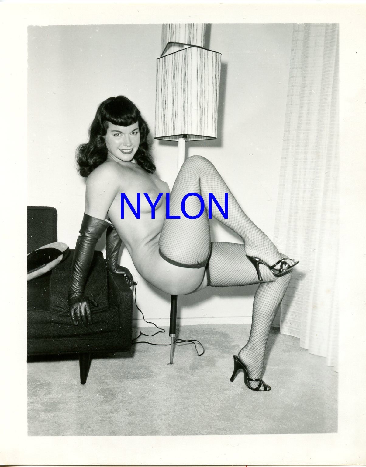 RARE BETTIE PAGE VINTAGE 1950\'s 4 x 5 PHOTOGRAPH BY LENNY BURTMAN RARE BETTIE PAGE VINTAGE 1950\'s 4 x 5 PHOTOGRAPH BY LENNY BURTMAN