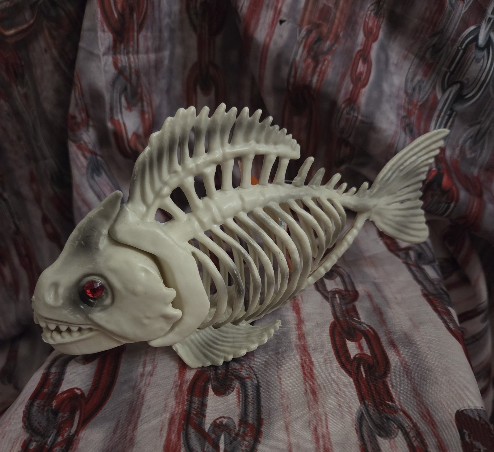 Killer Piranha Fish Skeleton Halloween Decor  Bones Prop Posable Mouth New 9 X 5