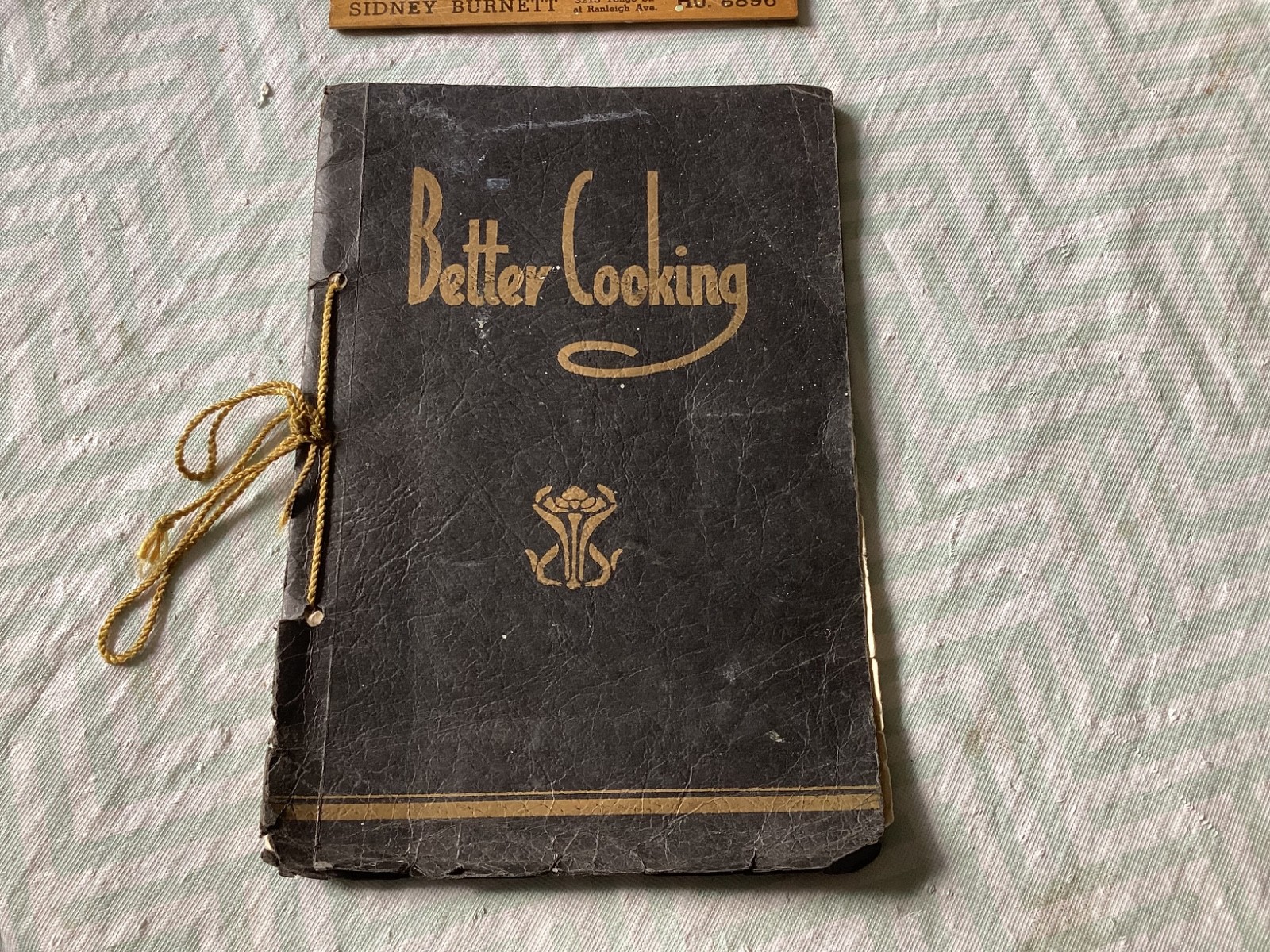 early ,GUELPH,ONTARIO,Better Cooking ,by the GUELPH STOVE COMPANY. 34 pages early ,GUELPH,ONTARIO,Better Cooking ,by the GUELPH STOVE COMPANY. 34 pages