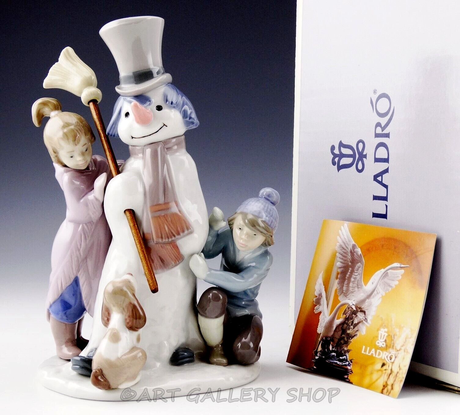 Lladro Children Playing in the Snow - Adorable -sold out -Christmas Gift Lladro Children Playing in the Snow - Adorable -sold out -Christmas Gift