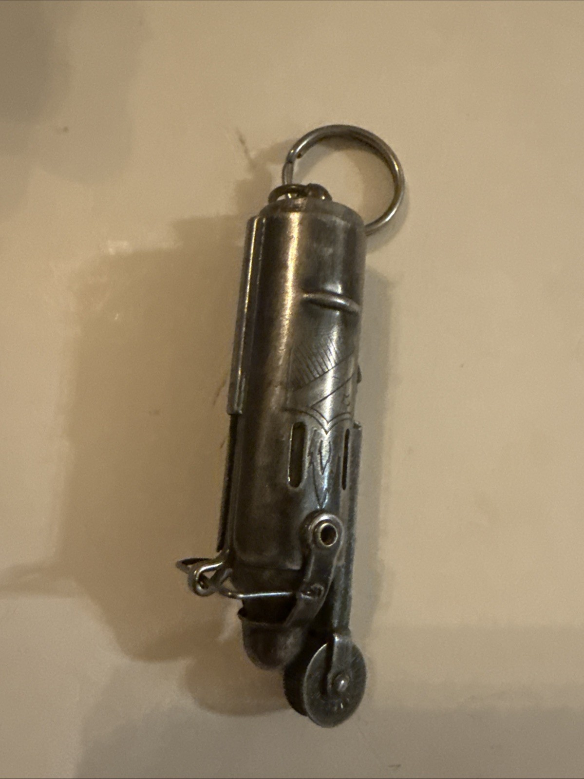 Vintage WW2 Bowers Steel Trench Lighter Kalamazoo Mich. USA Untested Vintage WW2 Bowers Steel Trench Lighter Kalamazoo Mich. USA Untested