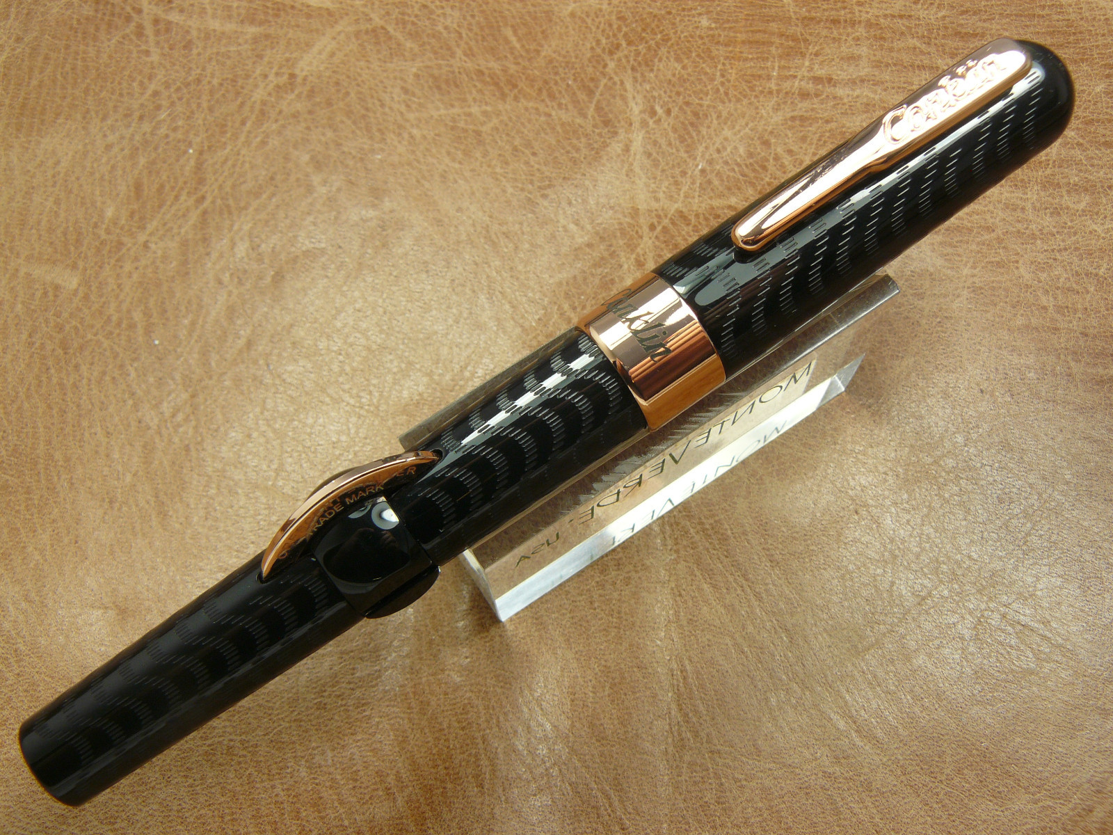 CONKLIN MARK TWAIN CRESCENT FOUNTAIN PEN BLACK CHASED /GOLD TRIM MEDIUM NIB CONKLIN MARK TWAIN CRESCENT FOUNTAIN PEN BLACK CHASED /GOLD TRIM MEDIUM NIB