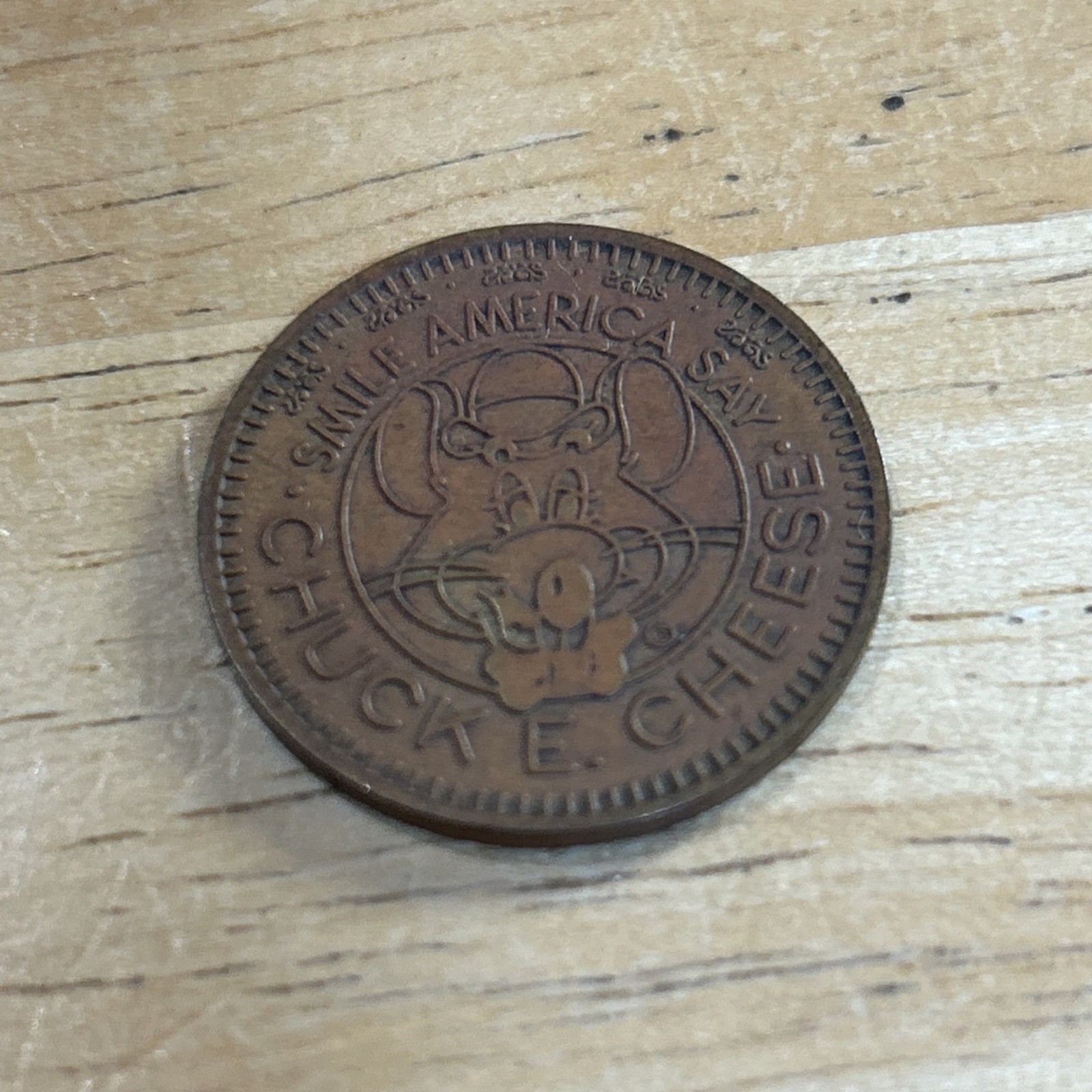 VINTAGE 1983 CHUCK-E-CHEESE TOKEN VINTAGE 1983 CHUCK-E-CHEESE TOKEN