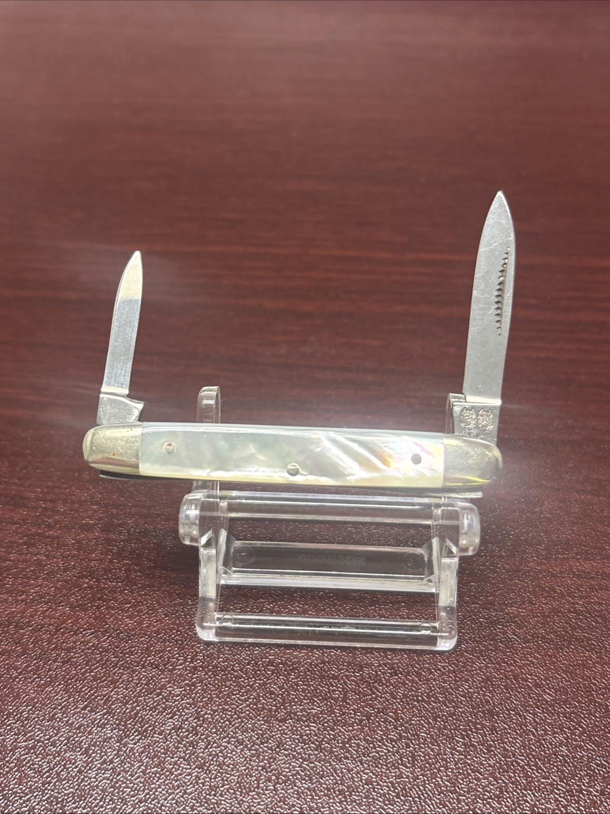 Bulldog Brand German Mini 2 Blade Pen Knife Gold Lip Pearl Good Condition Bulldog Brand German Mini 2 Blade Pen Knife Gold Lip Pearl Good Condition