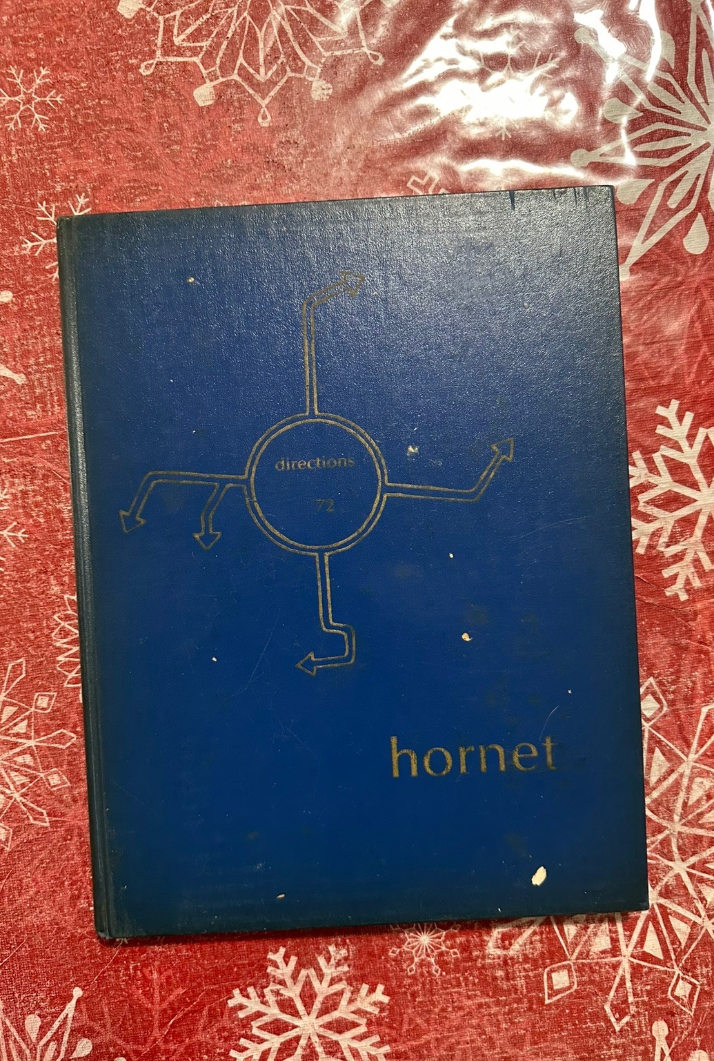 Vintage Yearbook - Hornet 1972 Columbia, South Carolina; hand middle school V-xi Vintage Yearbook - Hornet 1972 Columbia, South Carolina; hand middle school V-xi