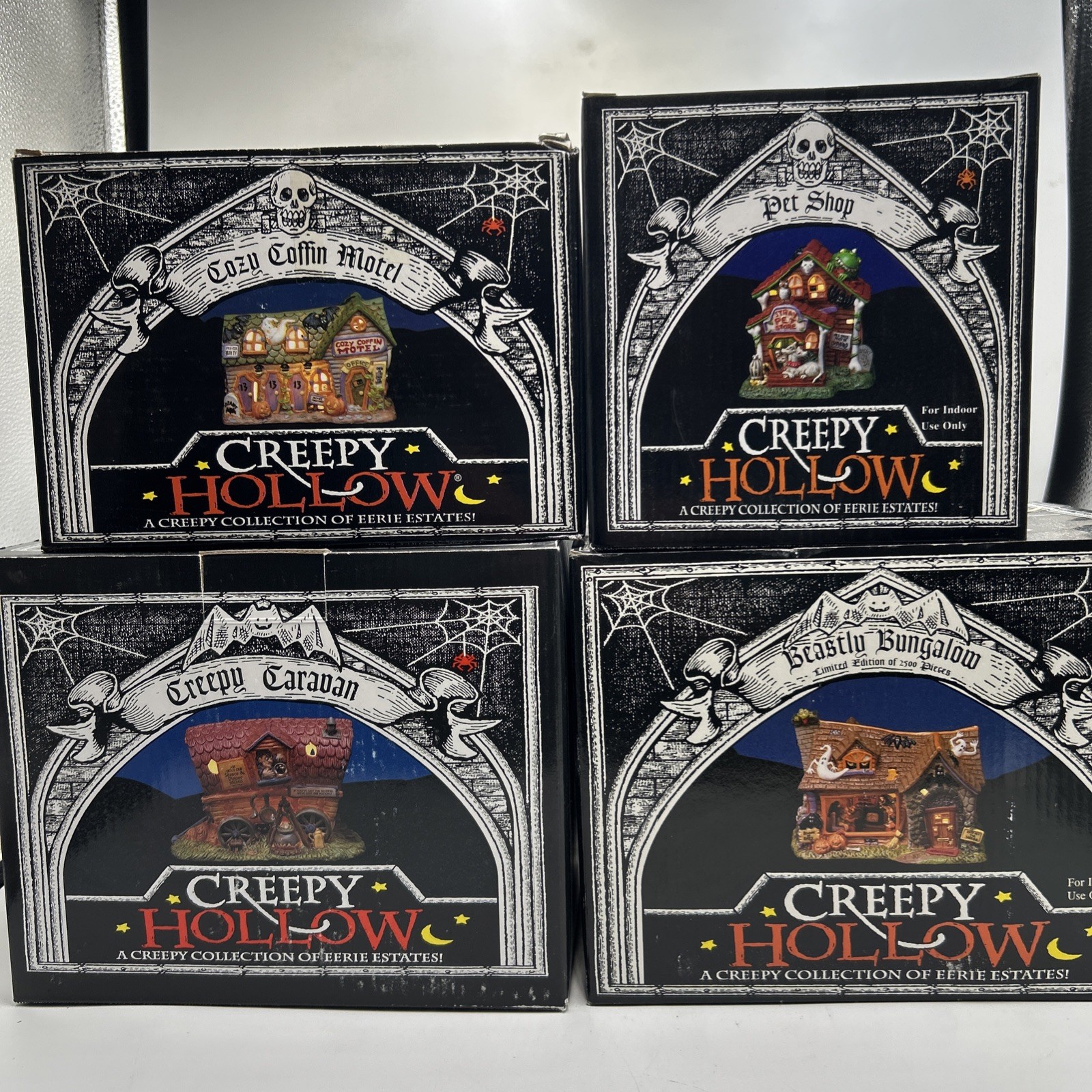 Lot Of 4 Midwest Of Cannon Falls Creepy Hollow New in Box Lot Of 4 Midwest Of Cannon Falls Creepy Hollow New in Box