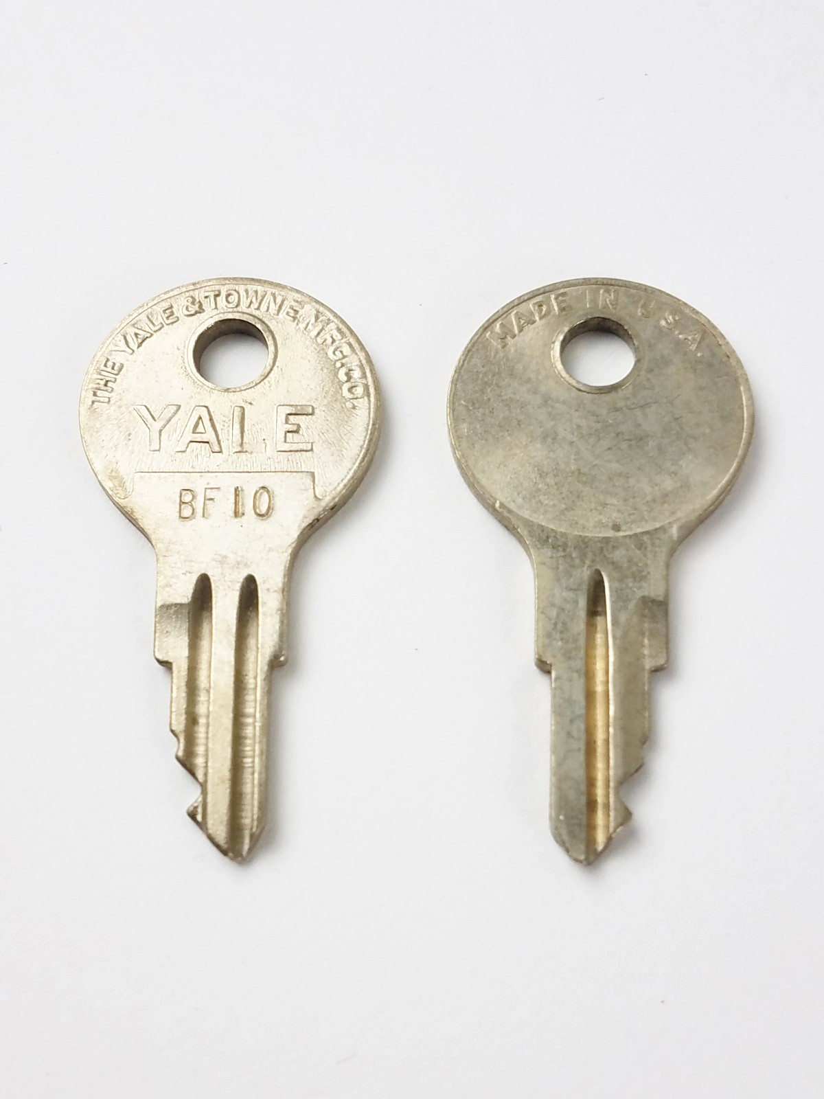 2 Vtg YALE & TOWNE BF10 Key For Progress Line TPL Two Way Radio More BF-10 BF 10