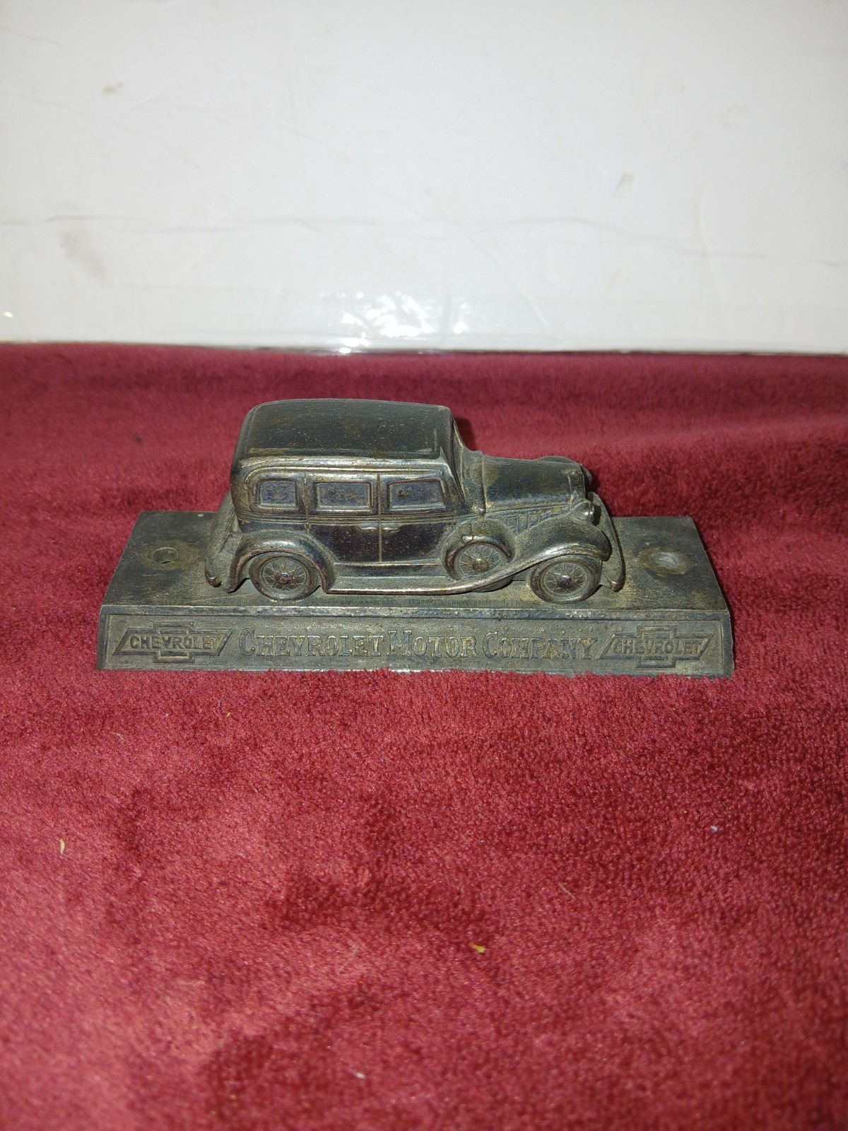 1932 Chevrolet Dealer Desk Calendar  Topper  Used Condition