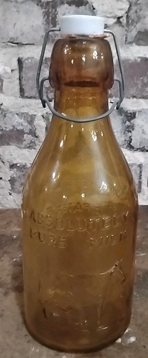 Vintage 1965 Thatcher’s Diary One Quart Amber Pure Milk 11” Bottle Italy *4F Vintage 1965 Thatcher’s Diary One Quart Amber Pure Milk 11” Bottle Italy *4F