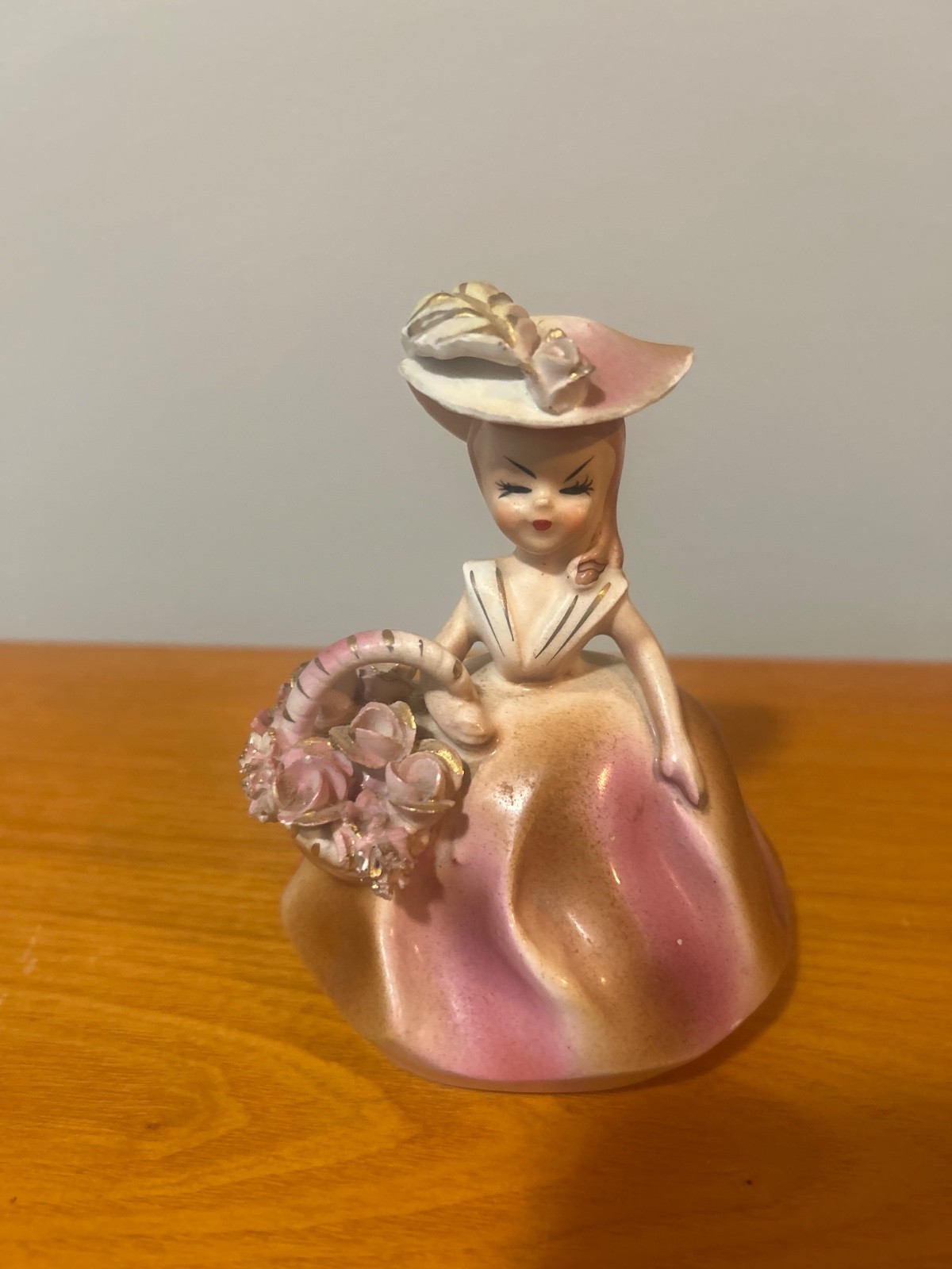 vintage Consco Marilyn exclusive 1940's porcelin figurine vintage Consco Marilyn exclusive 1940's porcelin figurine