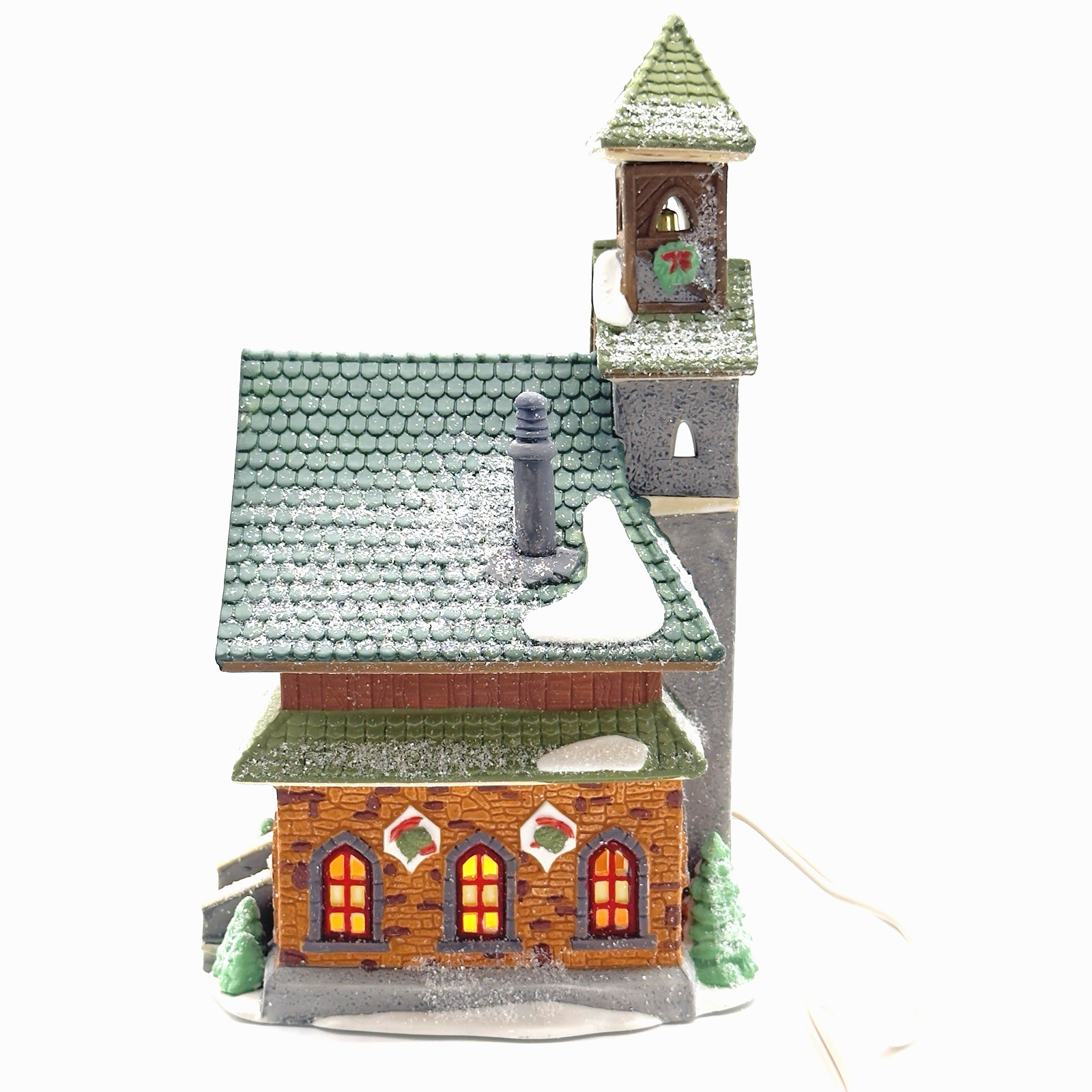 Dept 56 Retired North Pole Chapel 5626-0 North Pole Series 1993 Lighted with Box