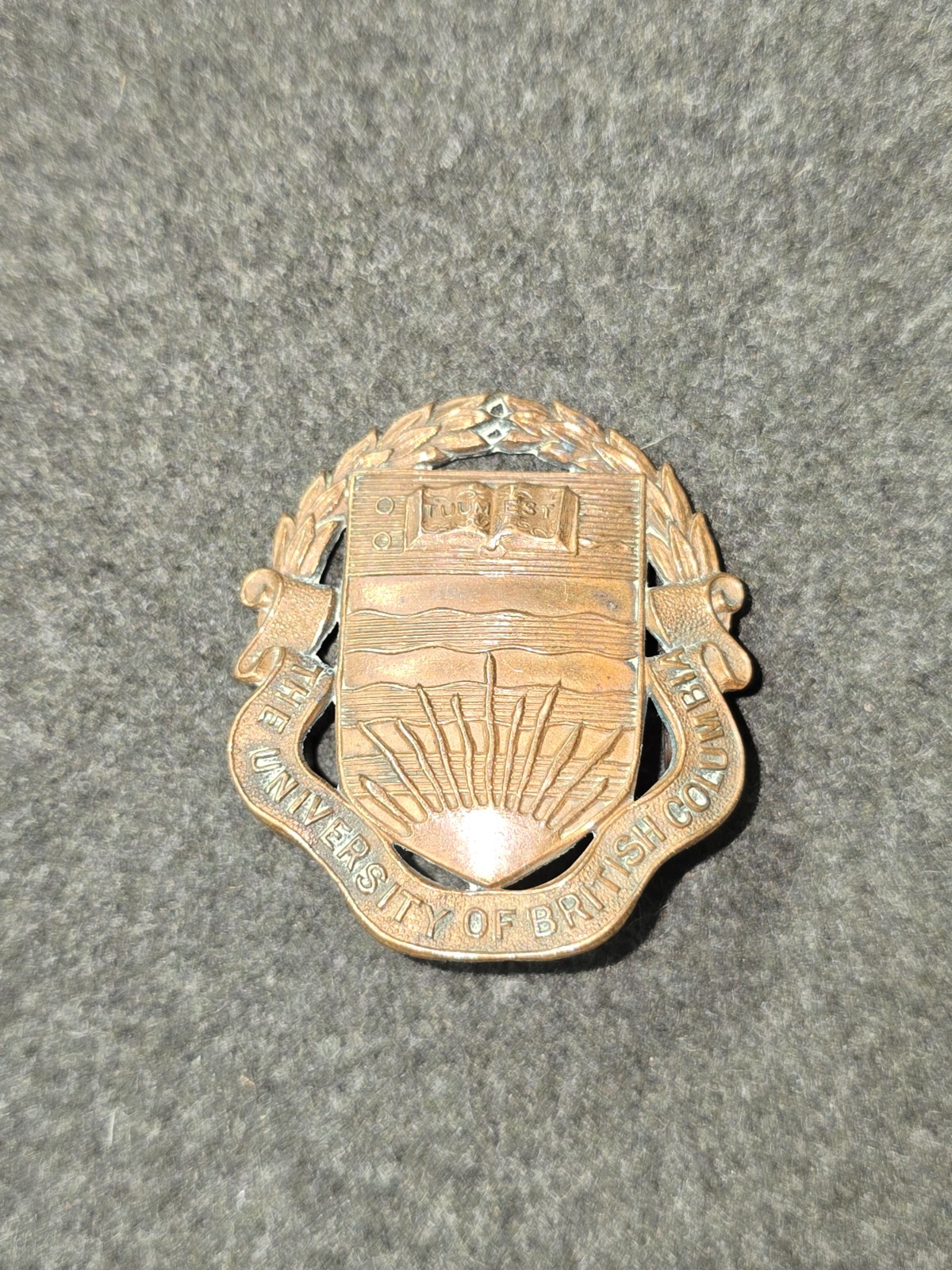 WWII U of Columbia Canadian Officer Training Corps Cap Badge