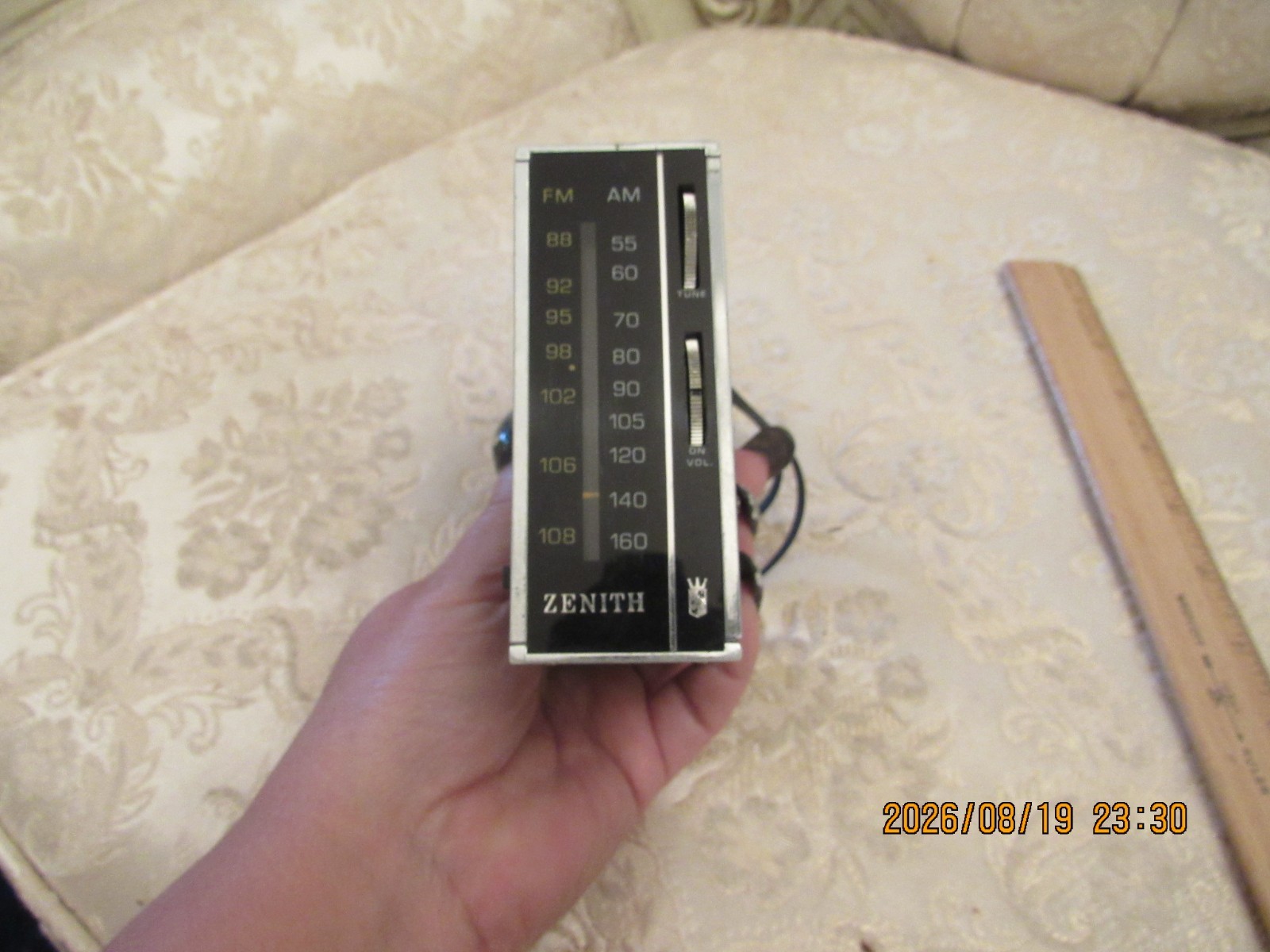 VTG Zenith Pocket Transistor Radio WORKS
