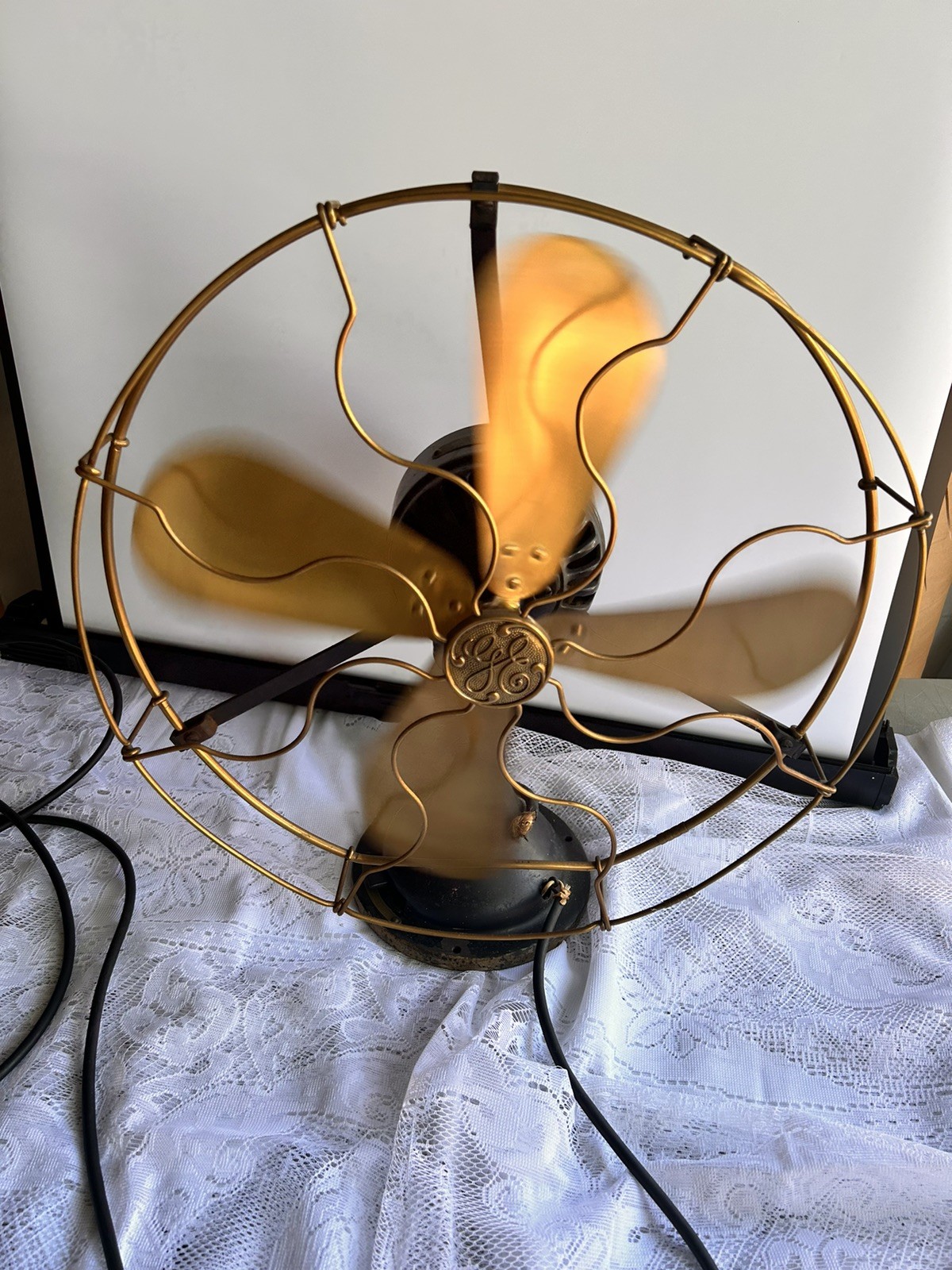 Vintage GE General Electric 16” Brass Blade Oscillating Fan 991527 Works *READ