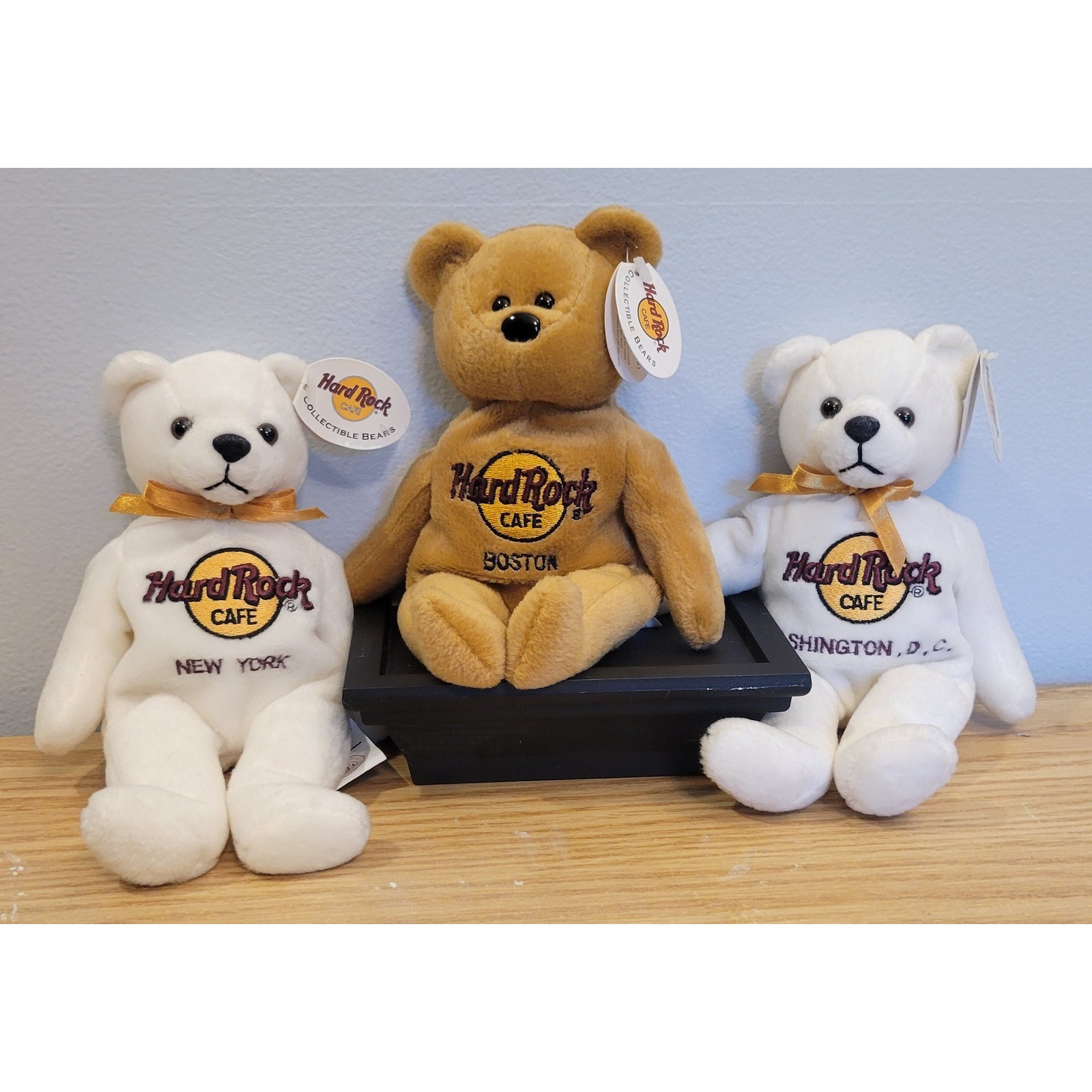 Vintage Hard Rock Cafe Peter Beara Plush Lot Boston DC NY Teddy Bears 2001 Vintage Hard Rock Cafe Peter Beara Plush Lot Boston DC NY Teddy Bears 2001