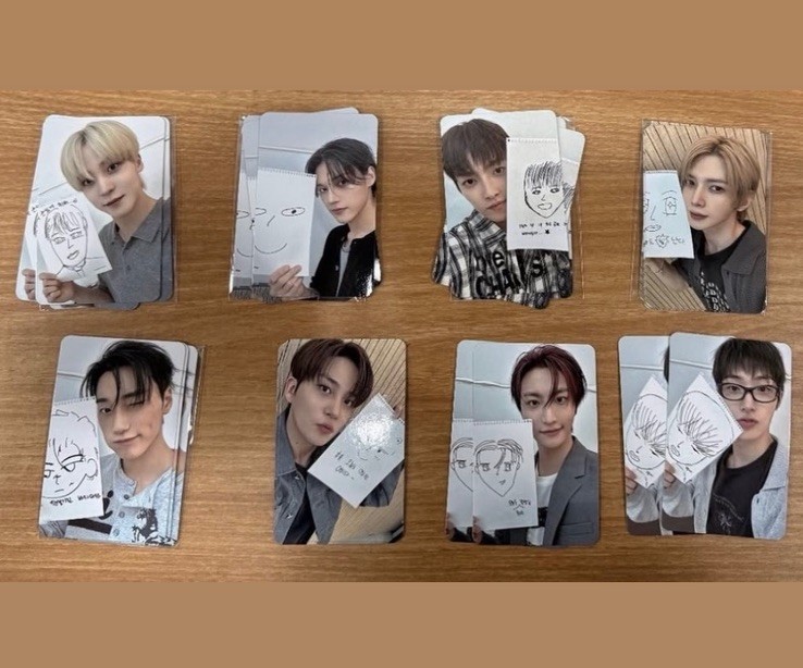 Ateez Golden Hour Pt 5 Fromm Self Portrait version kpop Photocard OT8 Set Ateez Golden Hour Pt 5 Fromm Self Portrait version kpop Photocard OT8 Set