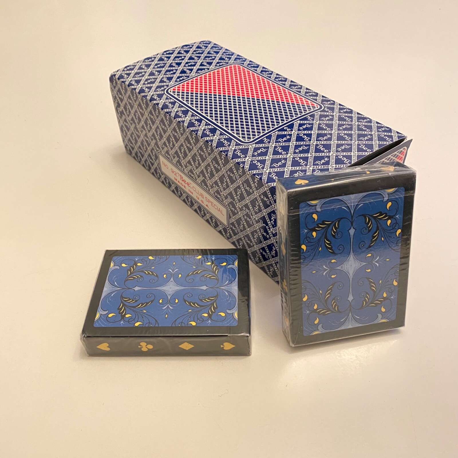 One dozen (12) 2007 RJRTC Blue Bee Watermelon Playing Cards - RARE - SEALED NEW One dozen (12) 2007 RJRTC Blue Bee Watermelon Playing Cards - RARE - SEALED NEW