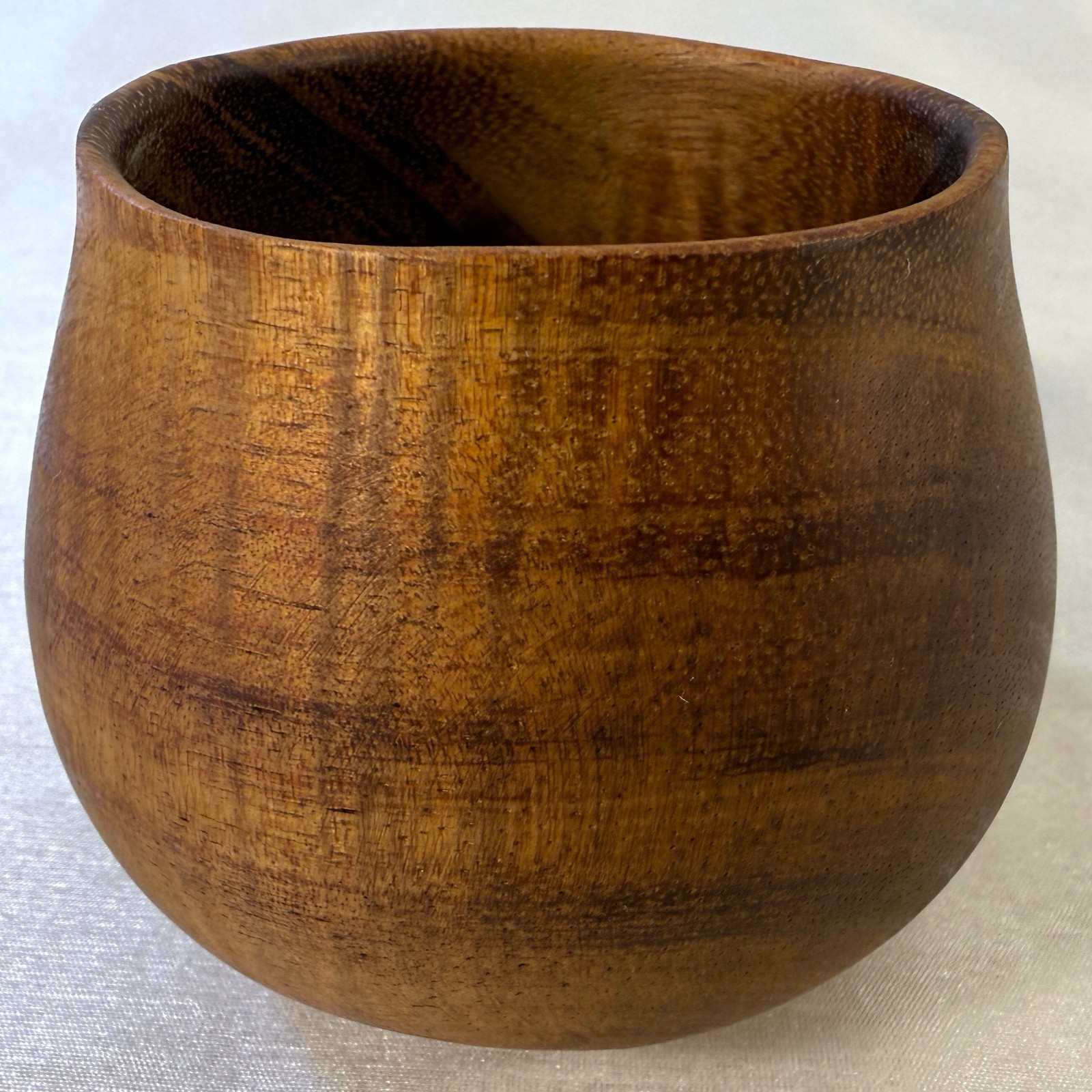 Vintage Larry DeLuz 1948-2008 Signed Small Hand Carved Hawaiian Koa Wooden Bowl Vintage Larry DeLuz 1948-2008 Signed Small Hand Carved Hawaiian Koa Wooden Bowl