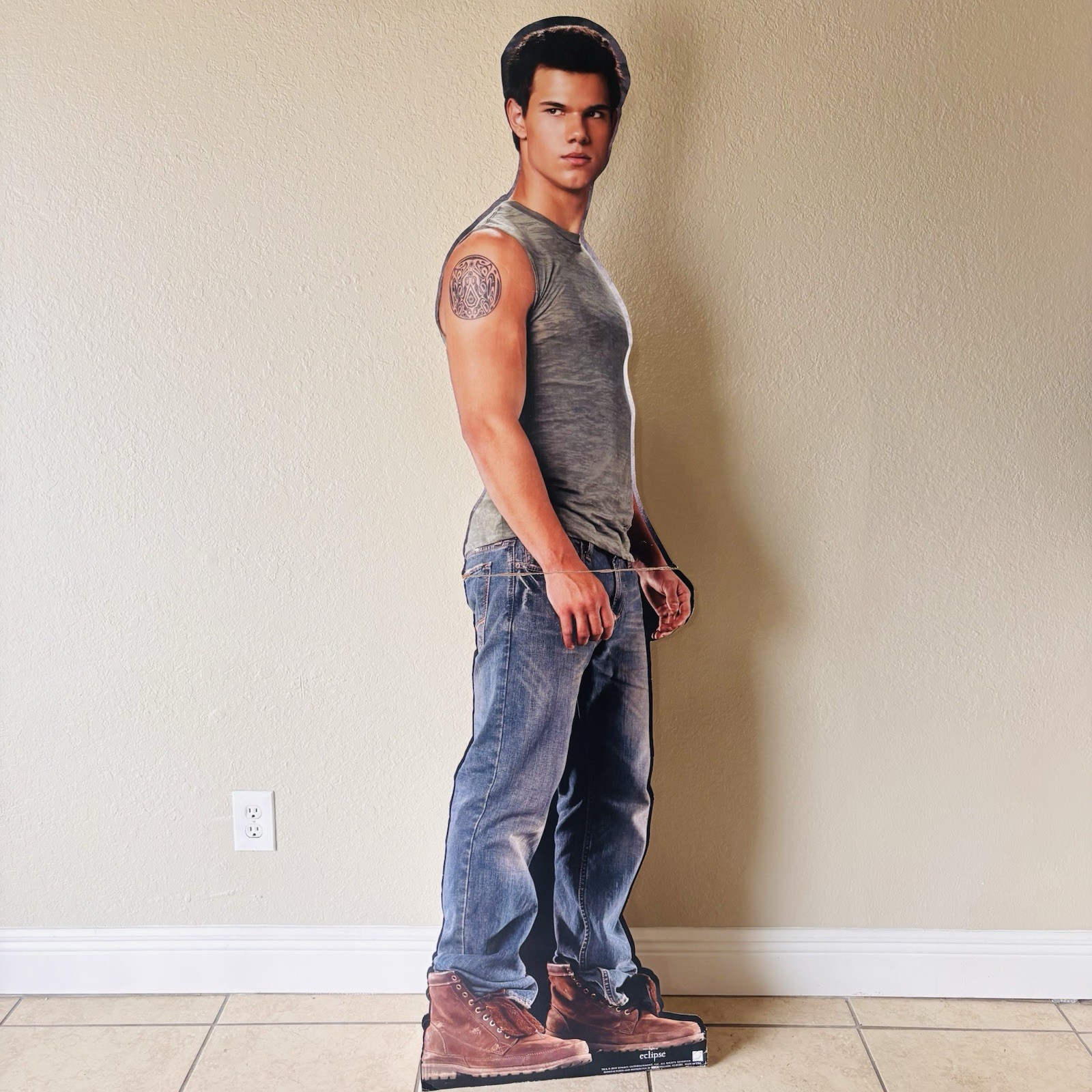 2010 Neca Twilight Jacob Black Lifesize 5' 10 2010 Neca Twilight Jacob Black Lifesize 5' 10