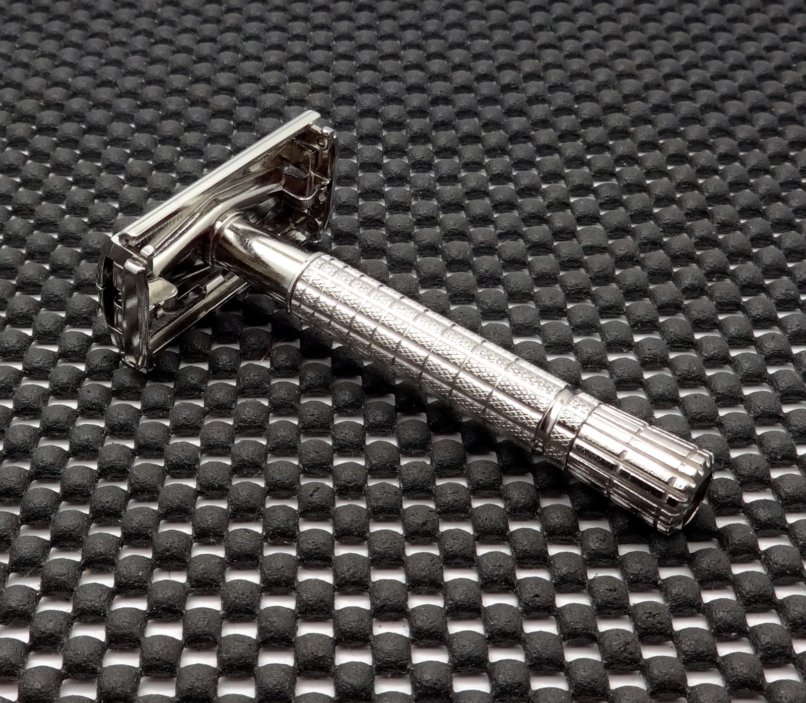 Vintage 1958 Gillette Flare Tip Super Speed DE Safety Razor D2 Stunning & Clean