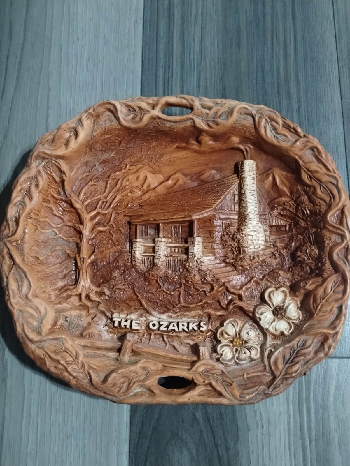 Vintage The Ozarks Decorative Collectible Souviner Plate Branson,Mo. By Lugenes Vintage The Ozarks Decorative Collectible Souviner Plate Branson,Mo. By Lugenes